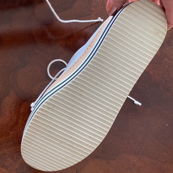 Stuart Weitzman white Oxford platforms- size7 - Picture 8 of 11